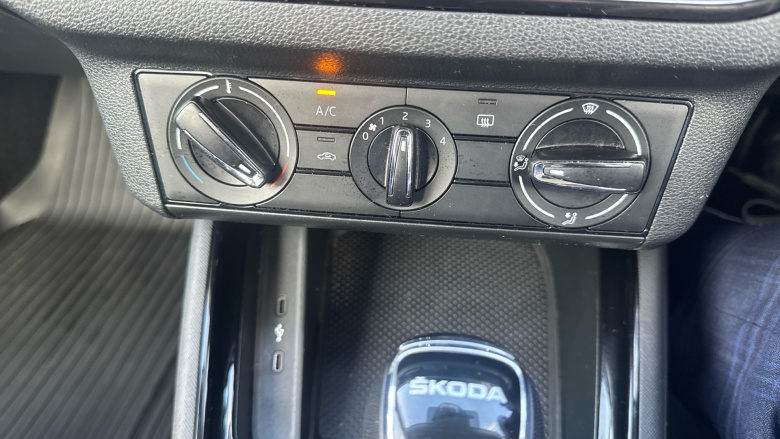 Skoda Kamiq 1.0 TSI SE 5dr DSG Petrol Hatchback